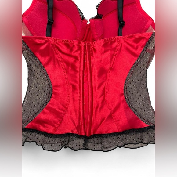 Jezebel Red and Black Satin Chemise - Picture 4 of 7